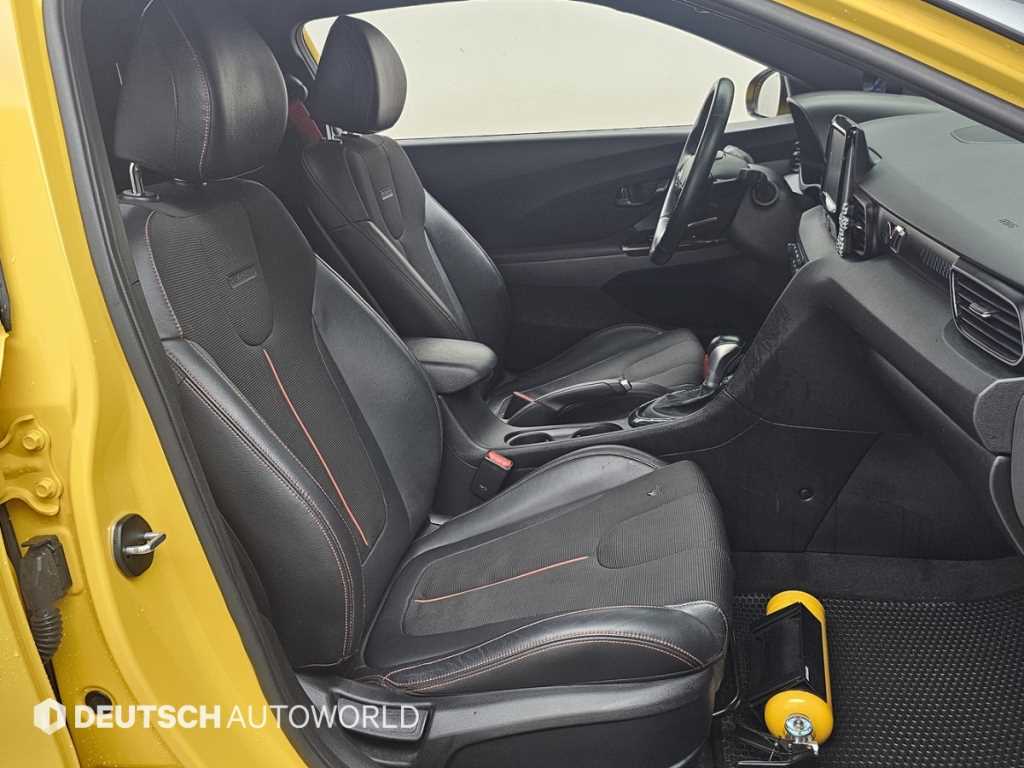 HYUNDAI Veloster - Vista 10