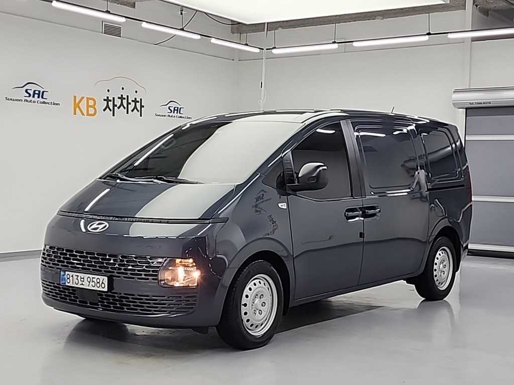 HYUNDAI Staria 2025 Gris - Importación desde Corea - HF Imports Iquique - Foto 1