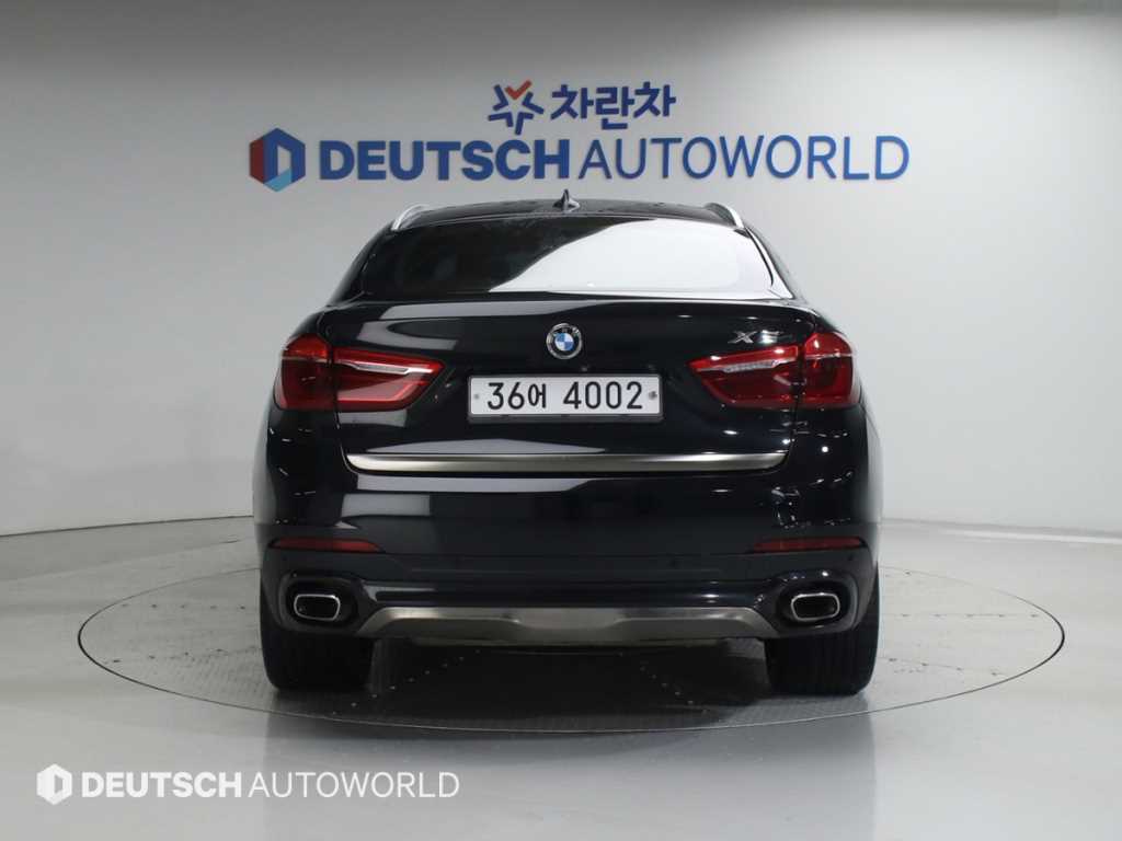 BMW X6 - Vista 4