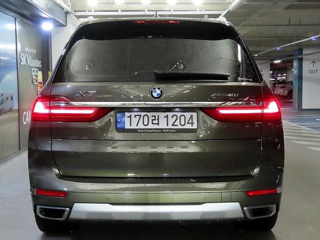 BMW X7 - Vista 5