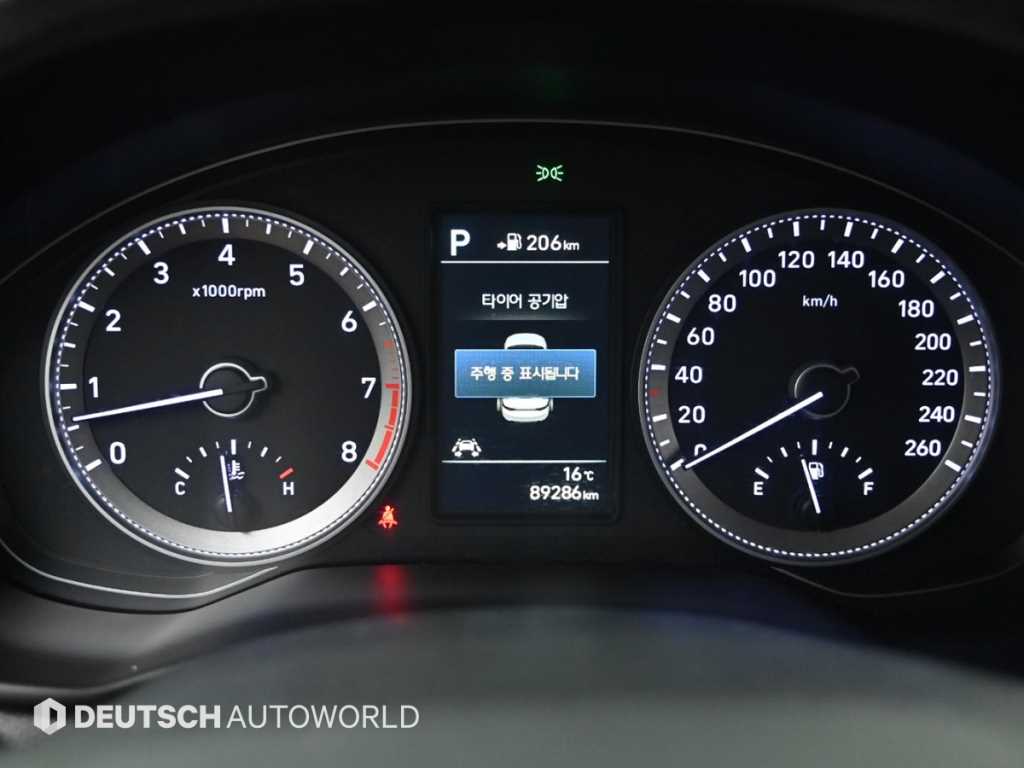 HYUNDAI Grandeur - Vista 8