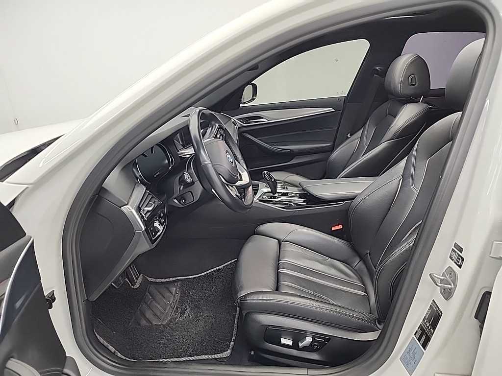 BMW 5 Series - Vista 11