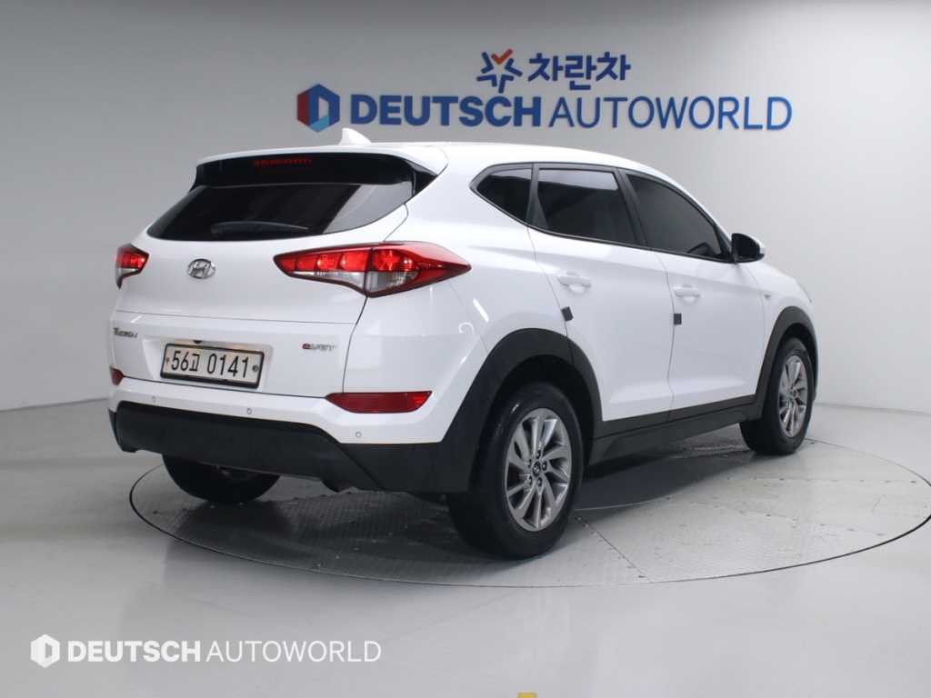 HYUNDAI Tucson - Vista 2
