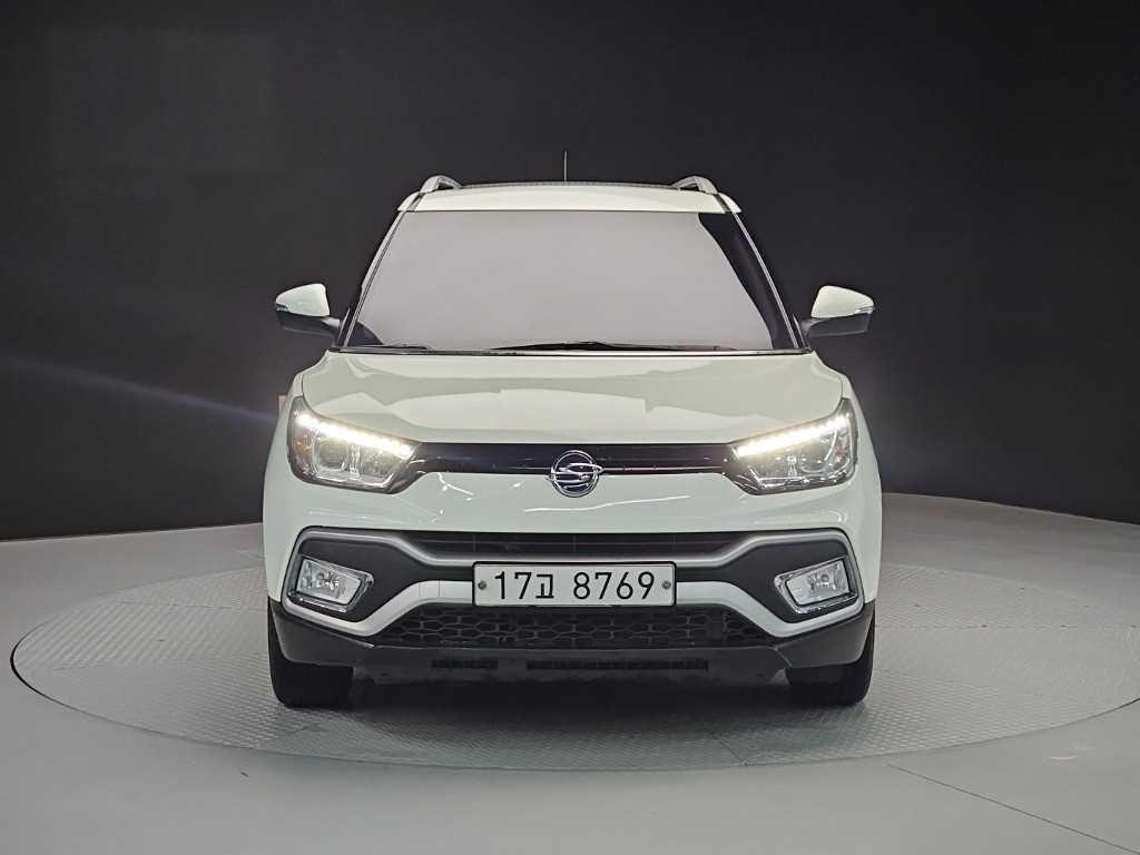 Ssangyong Tivoli - Vista 2