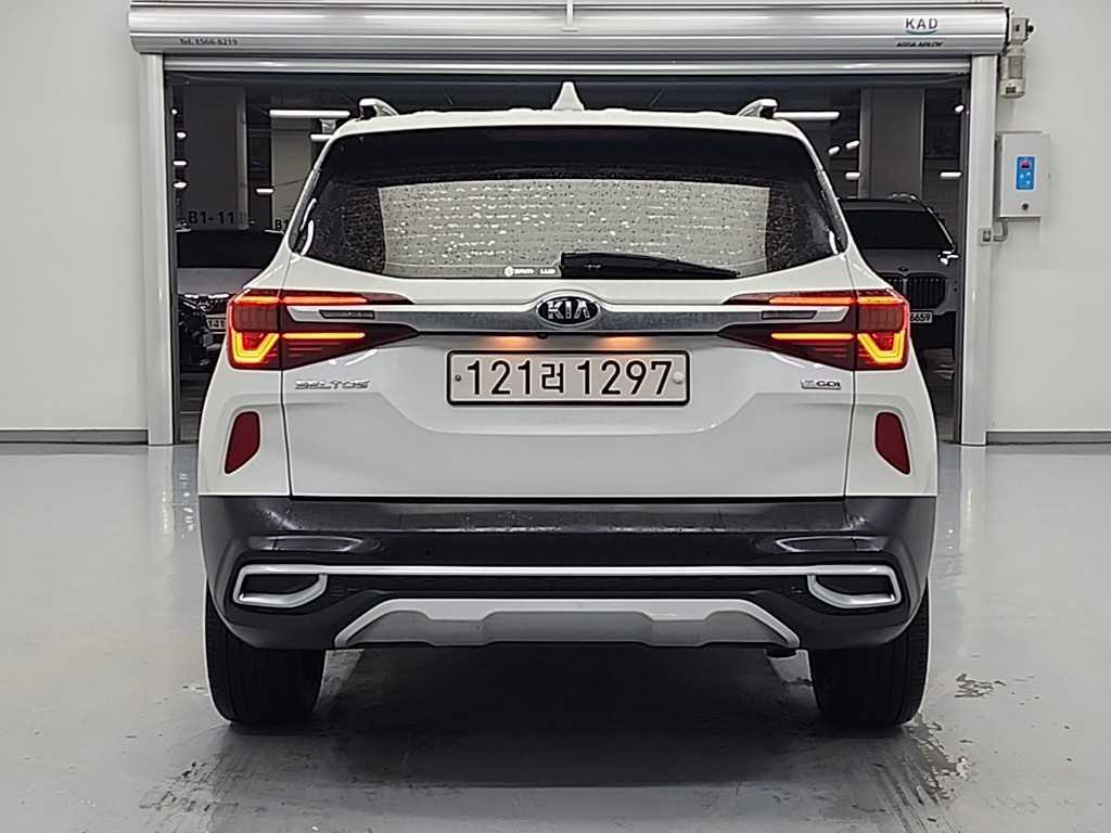 KIA Seltos - Vista 3