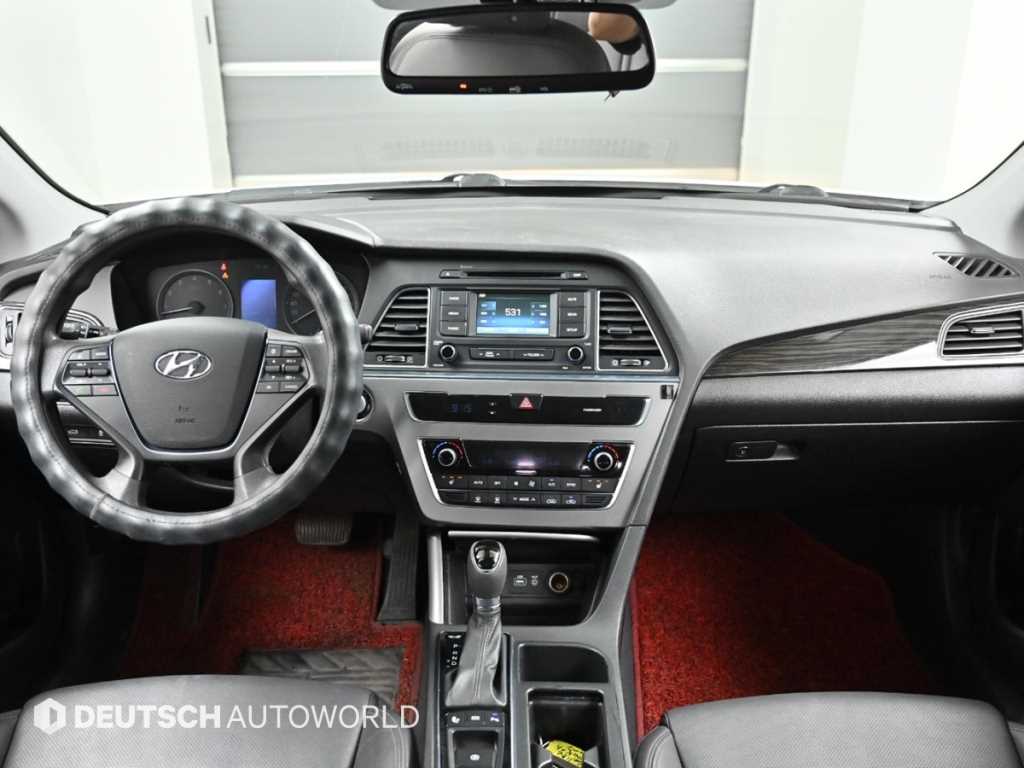 HYUNDAI Sonata - Vista 7