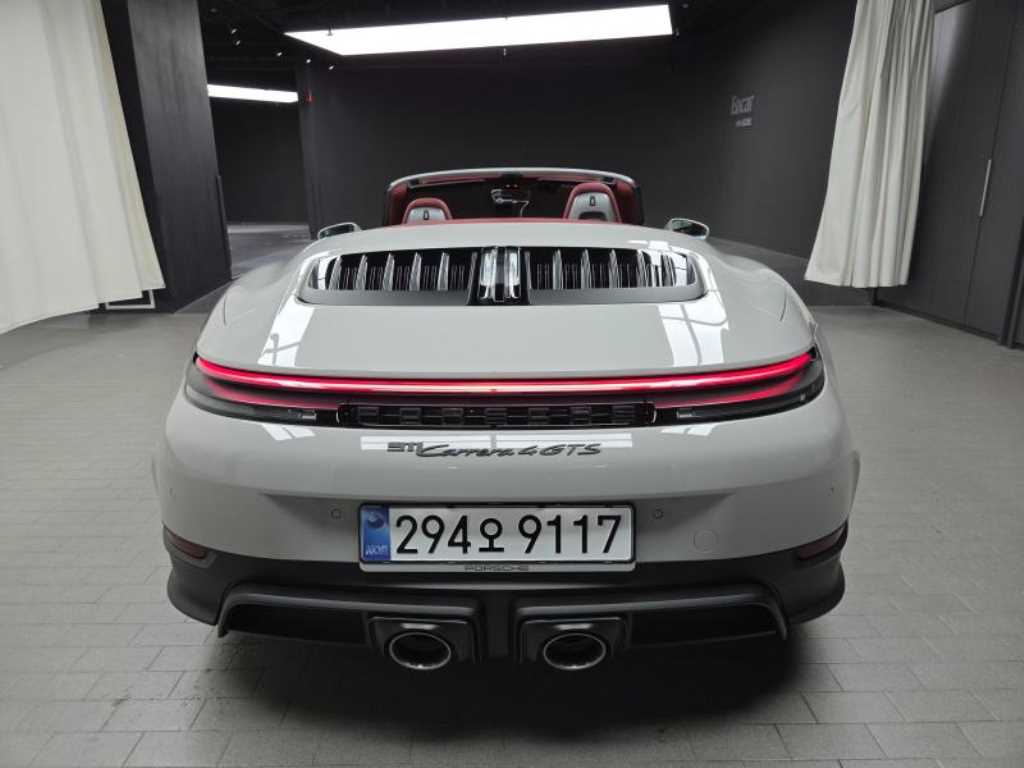 Porsche 911 - Vista 3