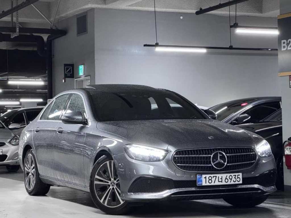 Mercedes Benz E class 2021 Gris - Importación desde Corea - HF Imports Iquique - Foto 1