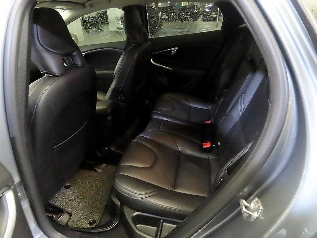 Volvo V40 - Vista 7