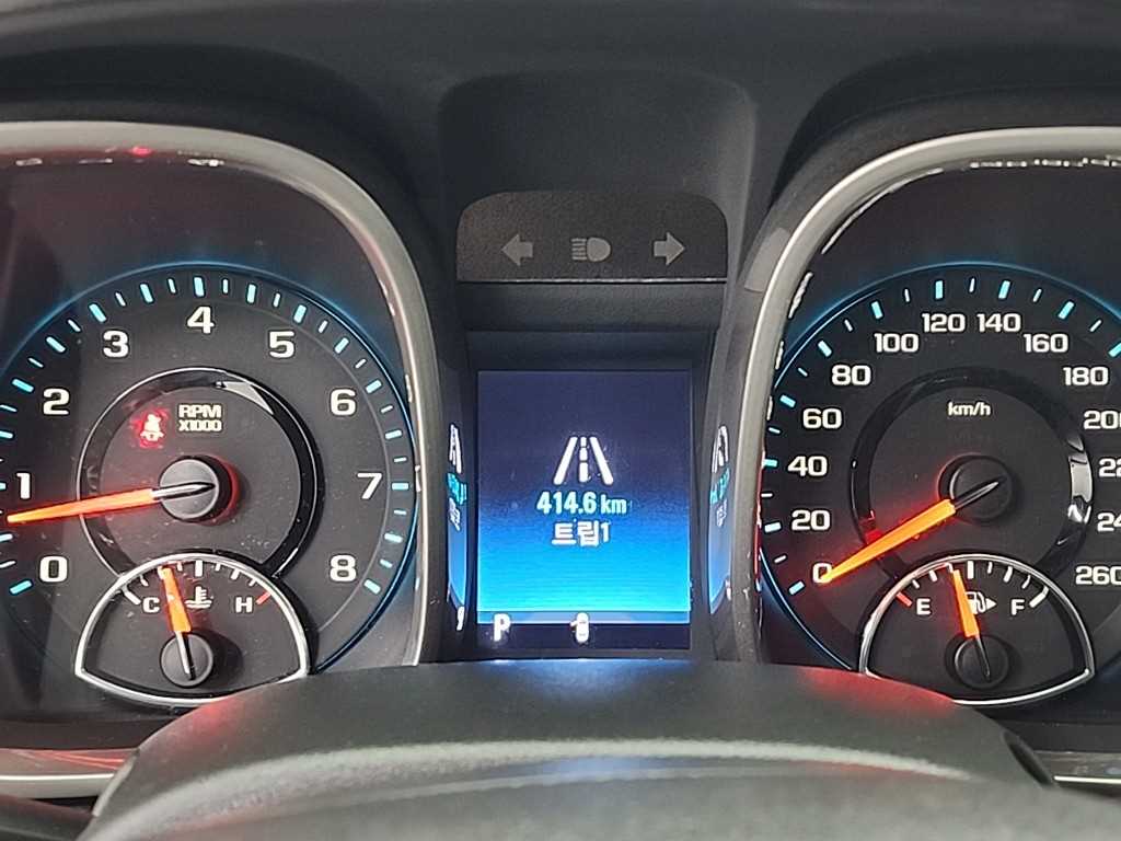 Chevrolet Malibu - Vista 6
