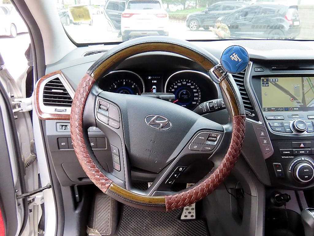 HYUNDAI Santa Fe - Vista 8