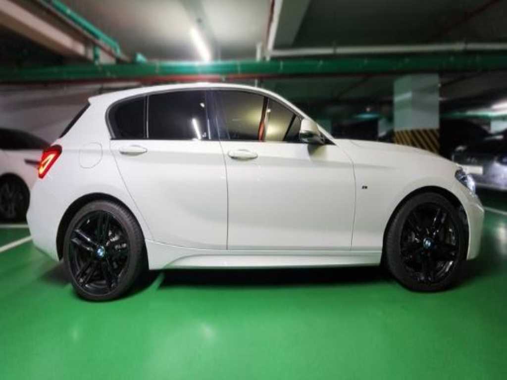 BMW 1 series - Vista 4