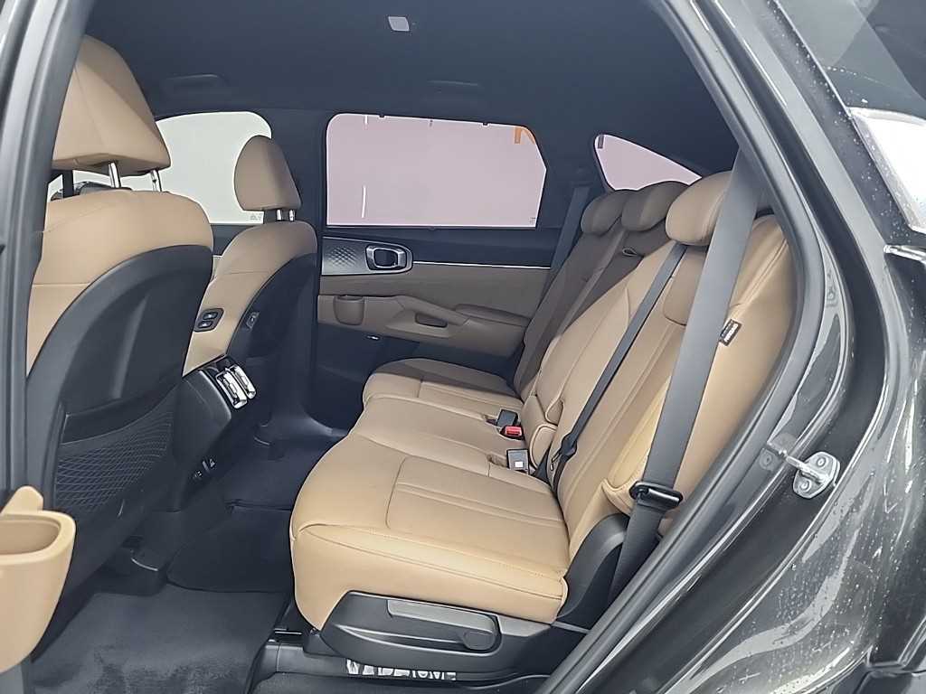 KIA Sorento - Vista 12