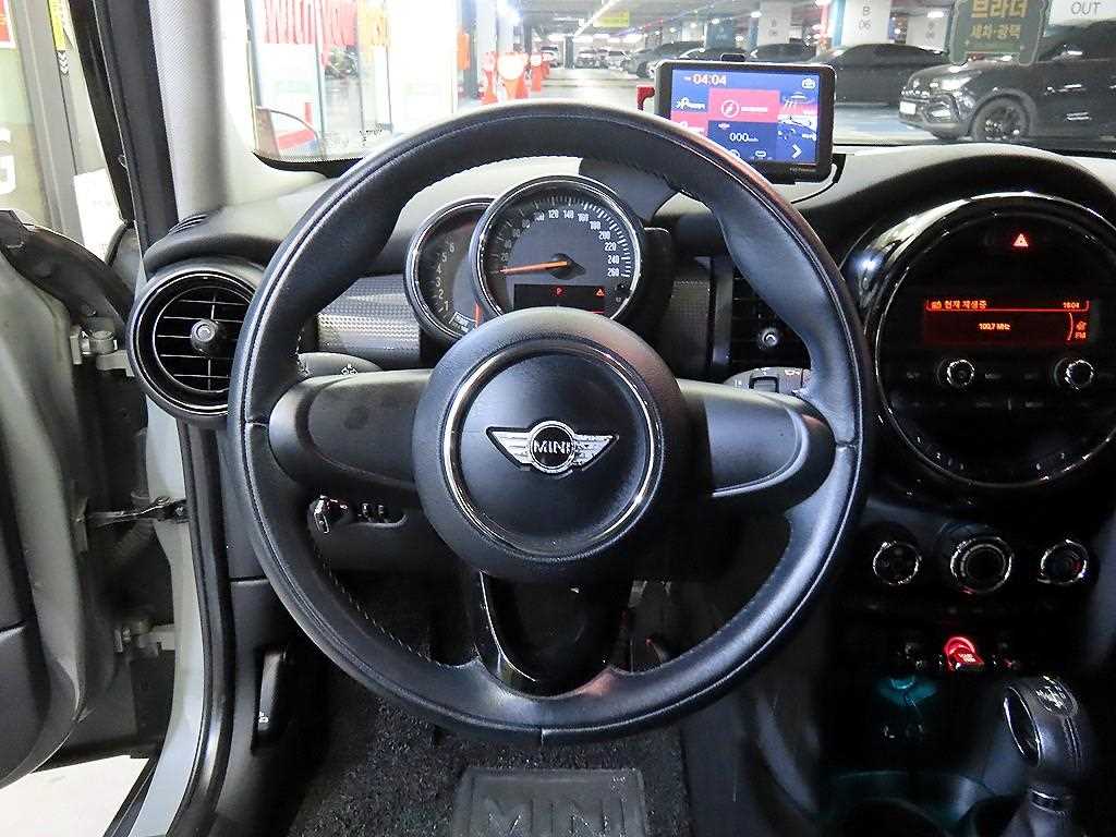 Mini Cooper - Vista 7