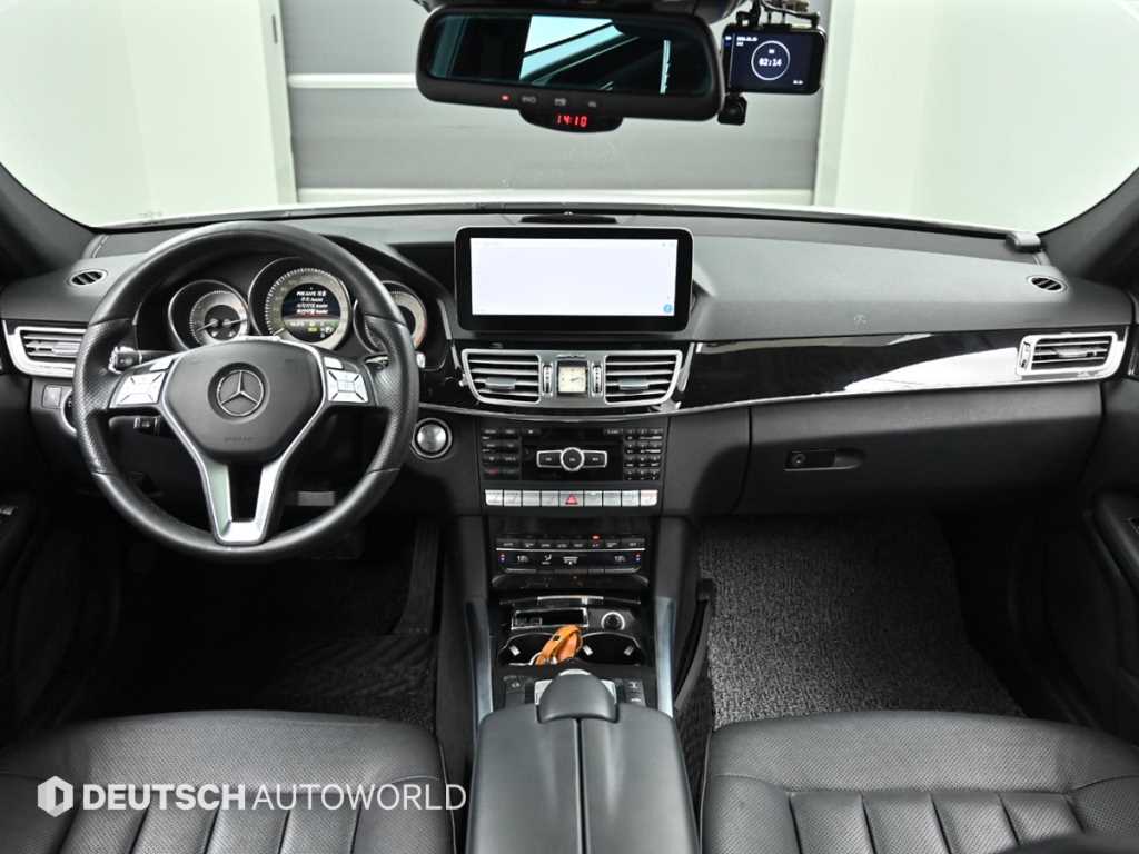 Mercedes Benz E class - Vista 7