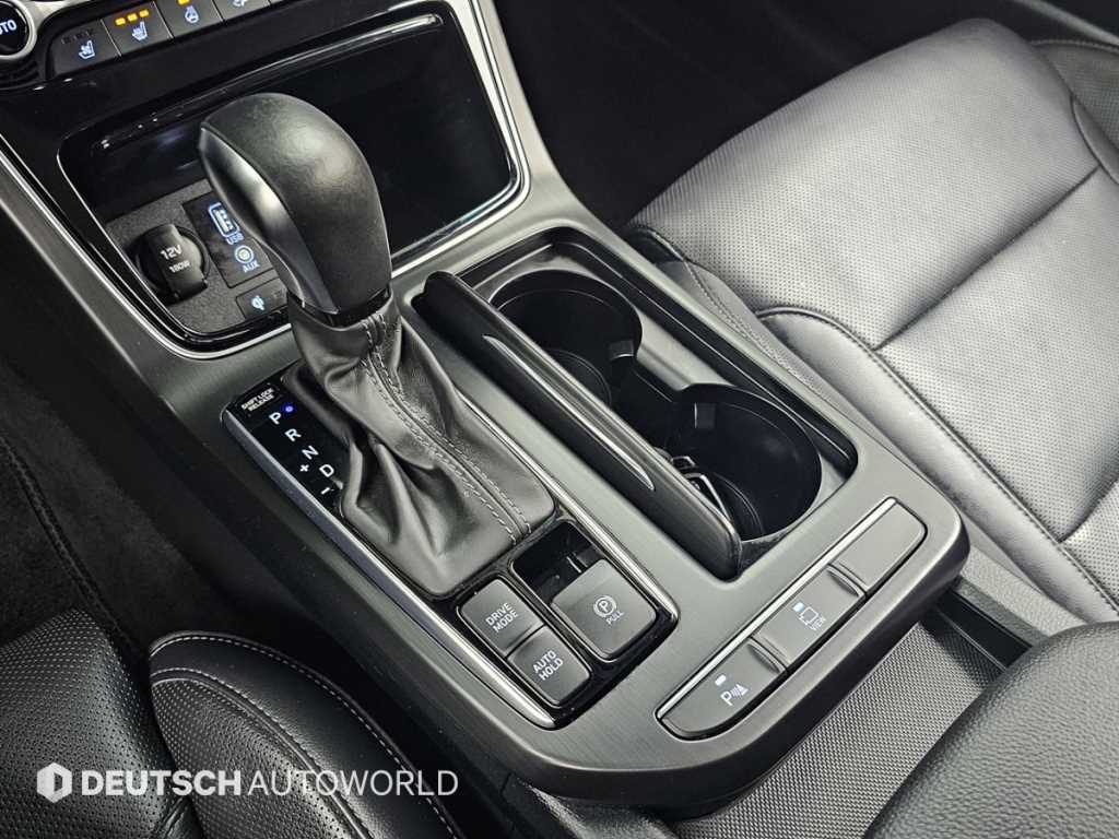 HYUNDAI Grandeur - Vista 9