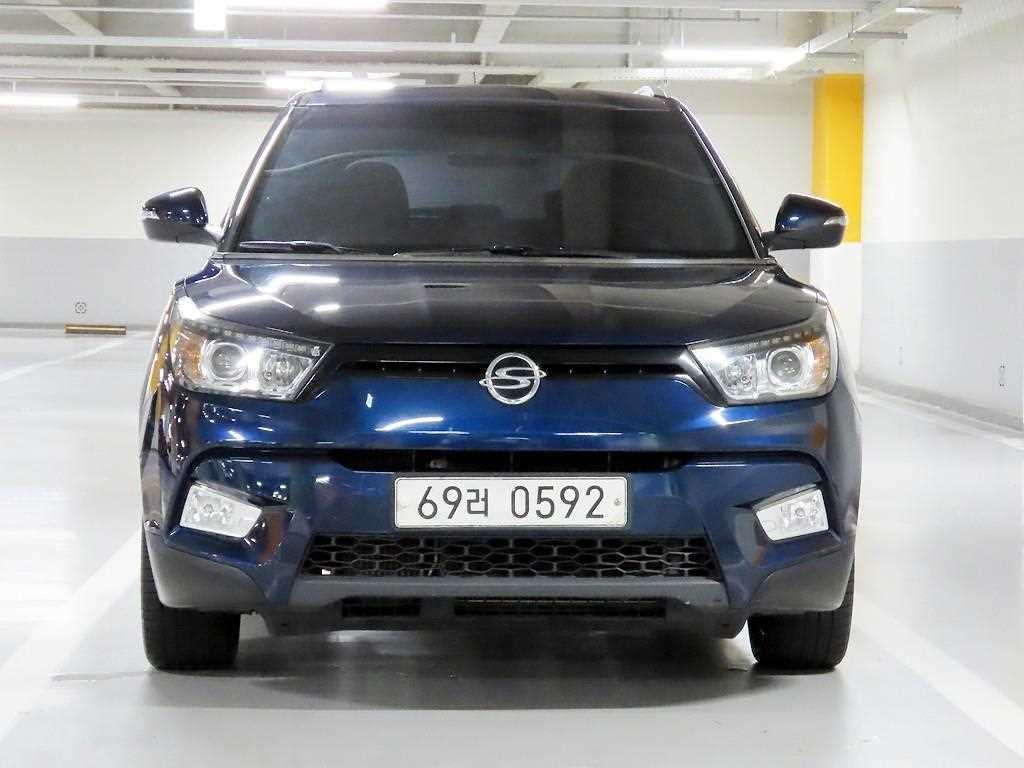 Ssangyong Tivoli 2016 Azul - Importación desde Corea - HF Imports Iquique - Foto 1