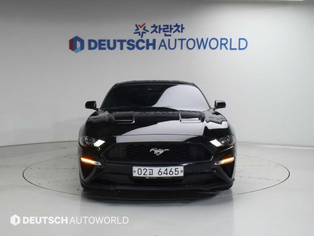 Ford Mustang - Vista 3