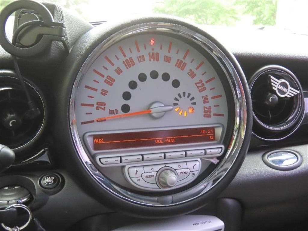 Mini Clubman - Vista 8