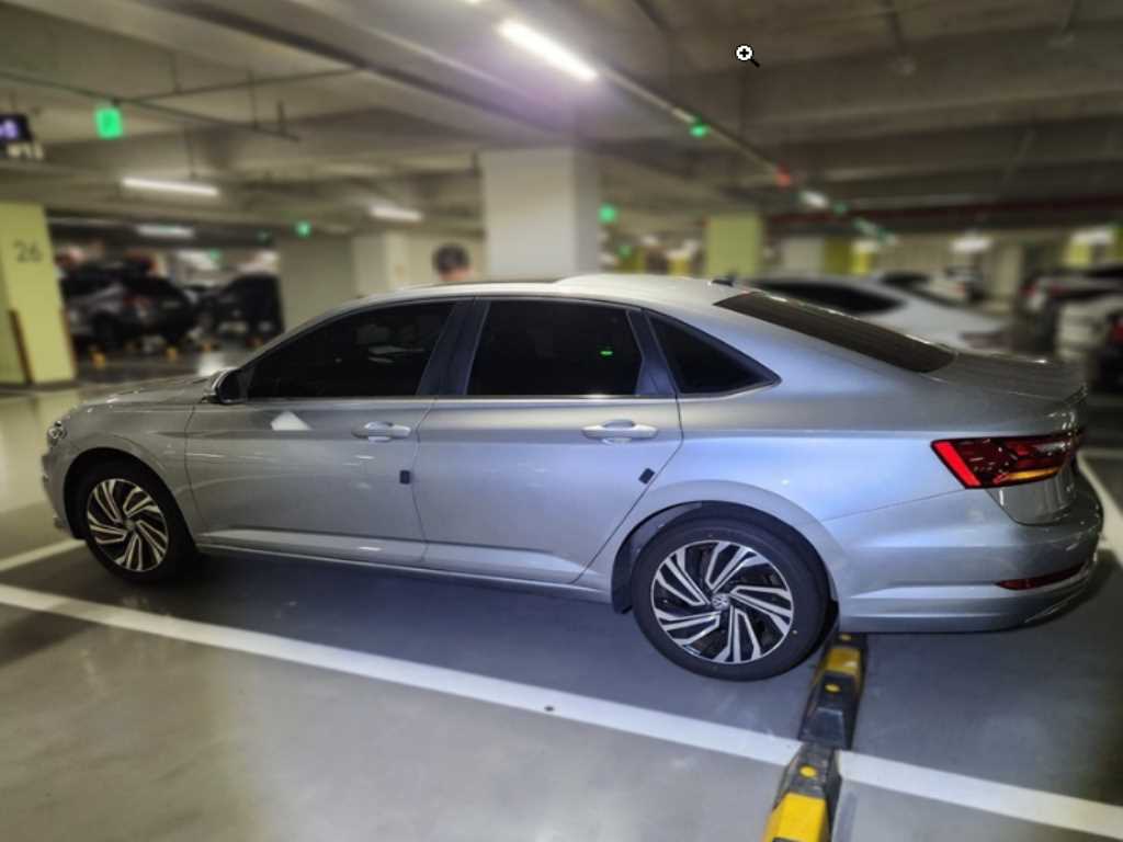 Volkswagen Jetta - Vista 5