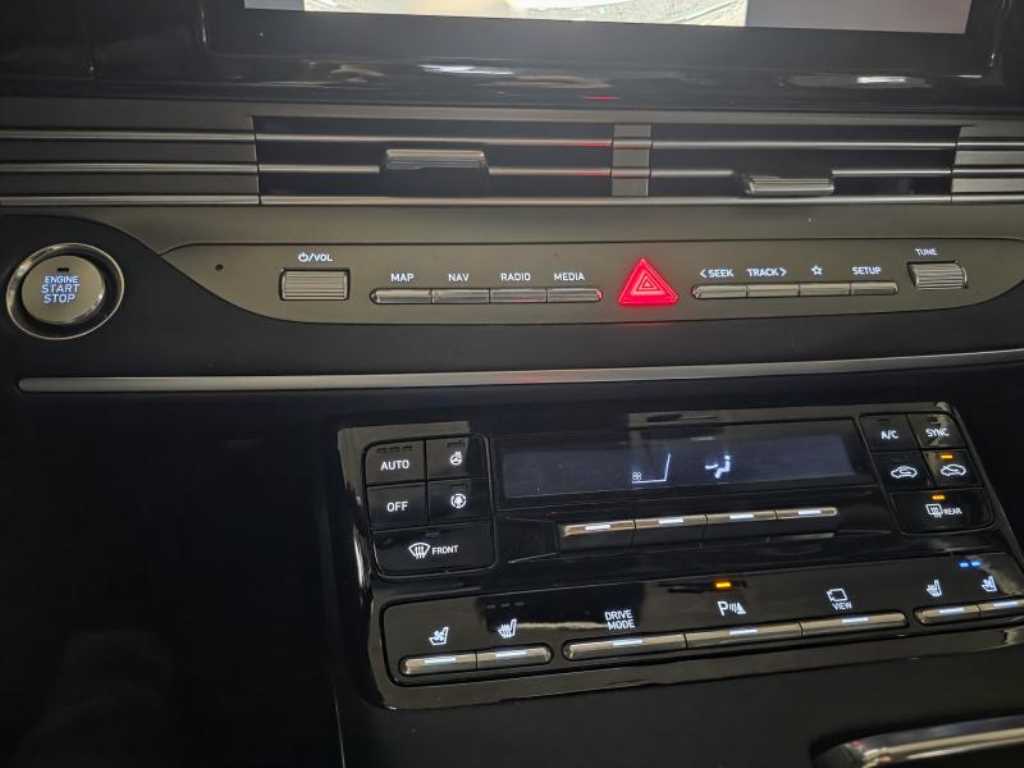HYUNDAI Grandeur - Vista 8