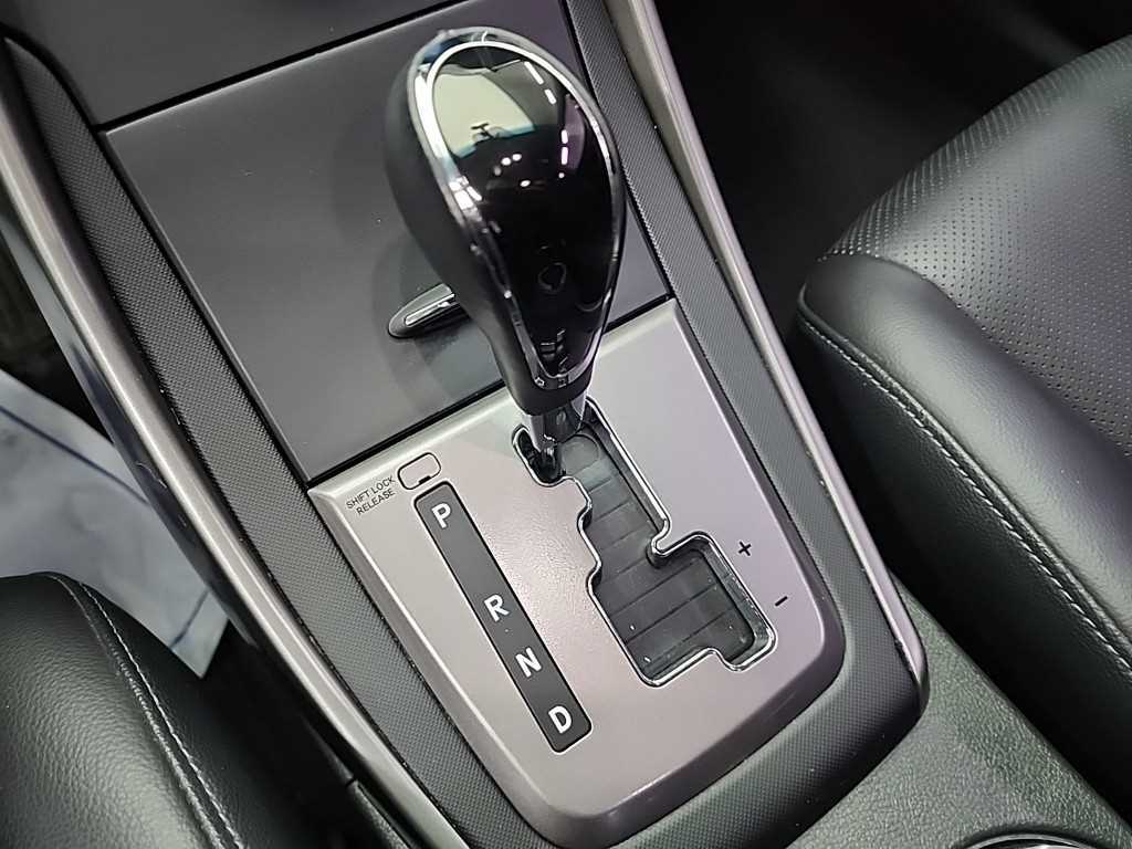 HYUNDAI Avante - Vista 8