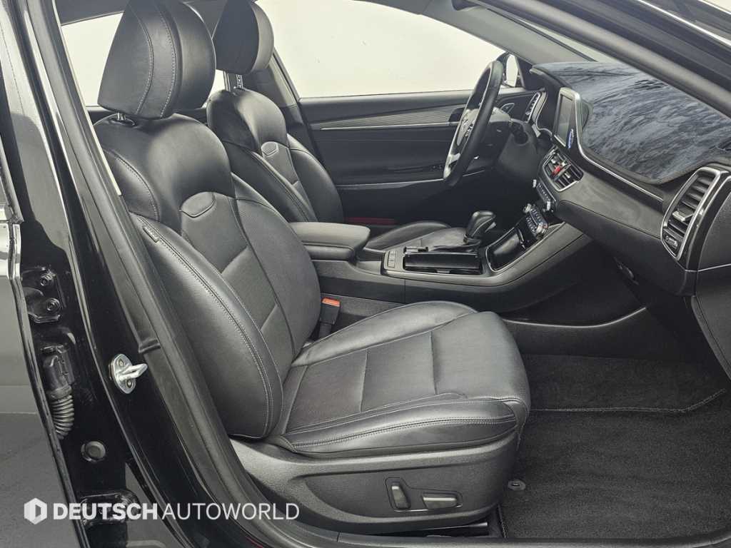 HYUNDAI Grandeur - Vista 10