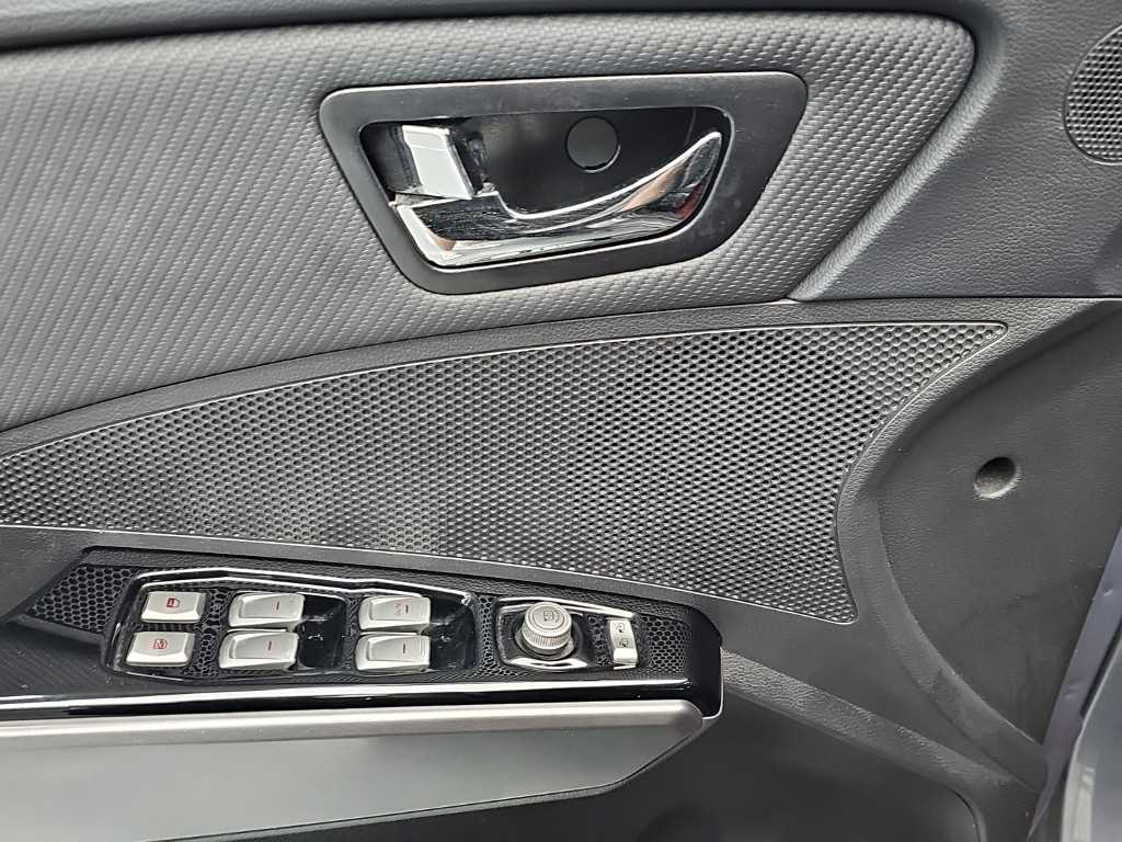 Ssangyong Tivoli 2017 Gris - Importación desde Corea - HF Imports Iquique - Foto 16