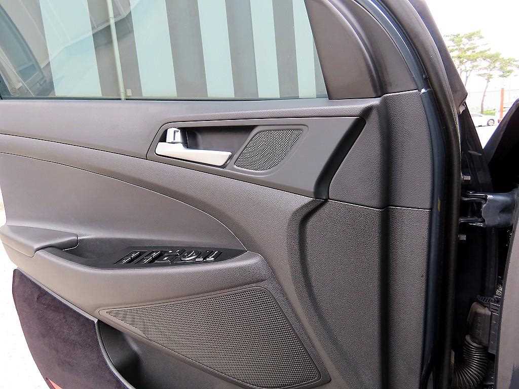 HYUNDAI Tucson - Vista 11