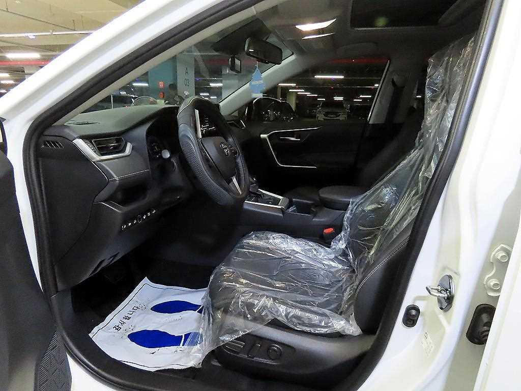 Toyota RAV4 - Vista 6