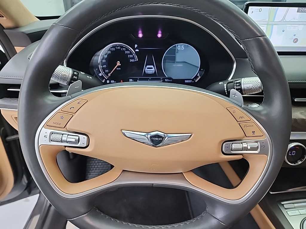 Genesis G80 - Vista 9