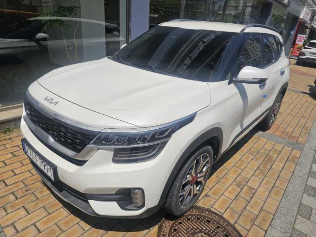 KIA Seltos - Vista 4