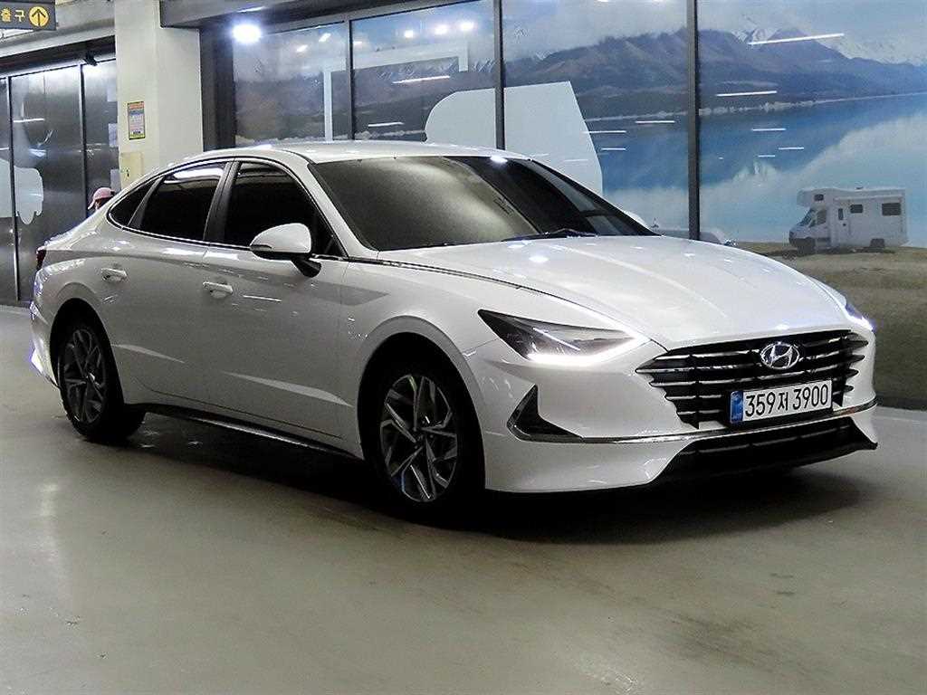 HYUNDAI Sonata 2021 Blanco - Importación desde Corea - HF Imports Iquique - Foto 1