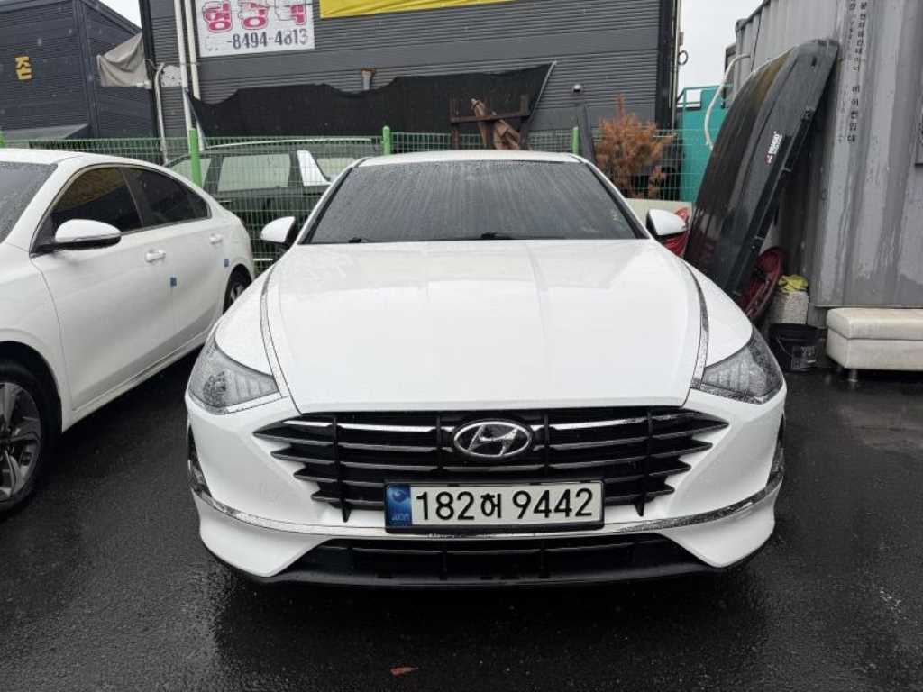 HYUNDAI Sonata 2022 Blanco - Importación desde Corea - HF Imports Iquique - Foto 1