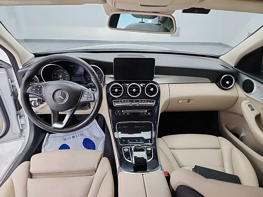 Mercedes Benz C Class - Vista 7