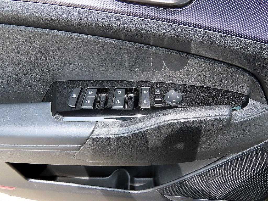 KIA Sportage - Vista 11