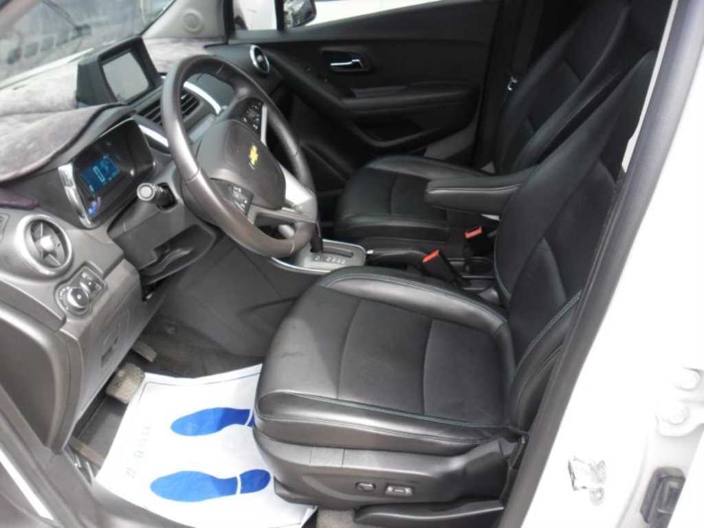 Chevrolet Trax - Vista 8