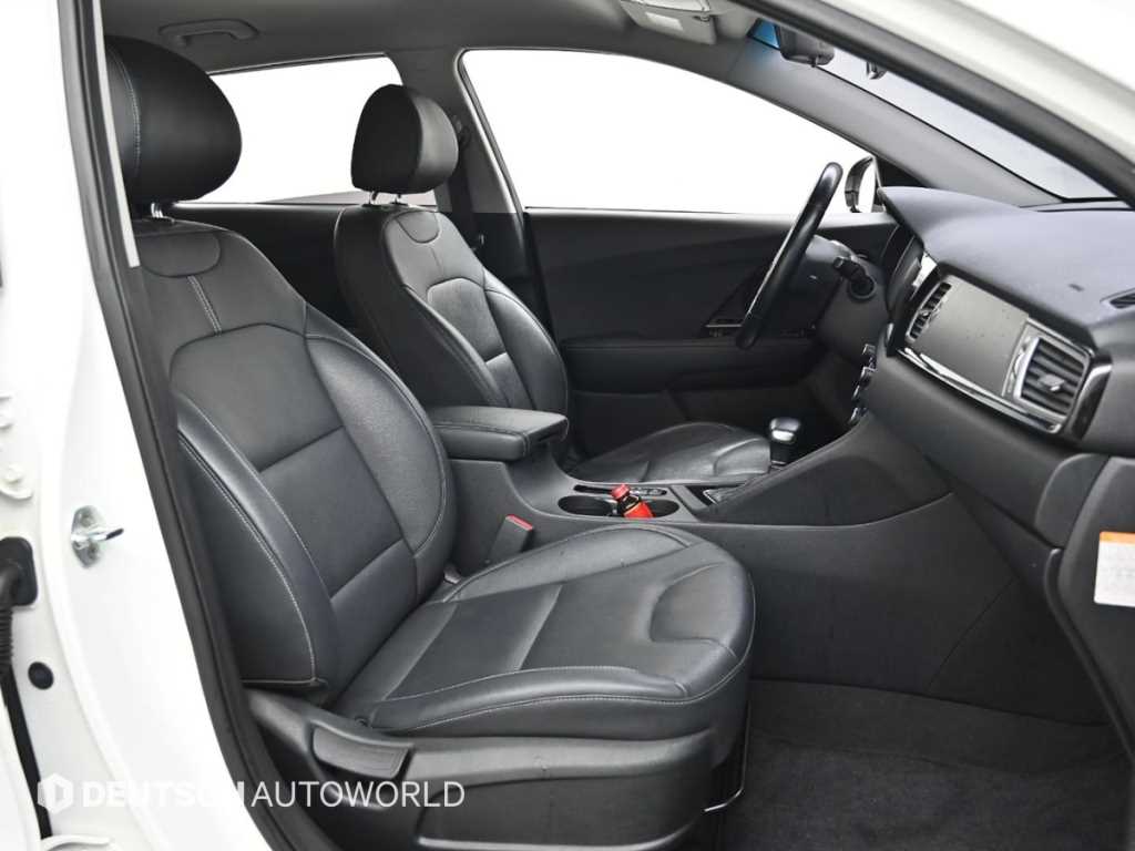 KIA Niro - Vista 10