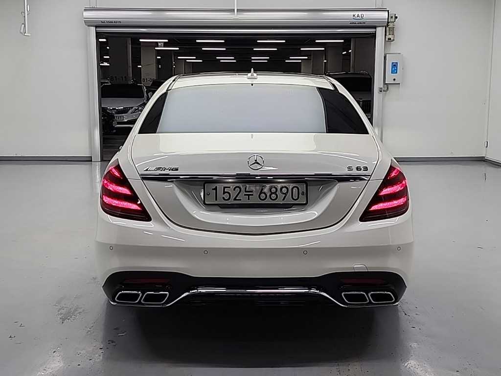 Mercedes Benz S Class - Vista 3