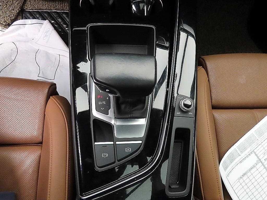 Audi A4 - Vista 10
