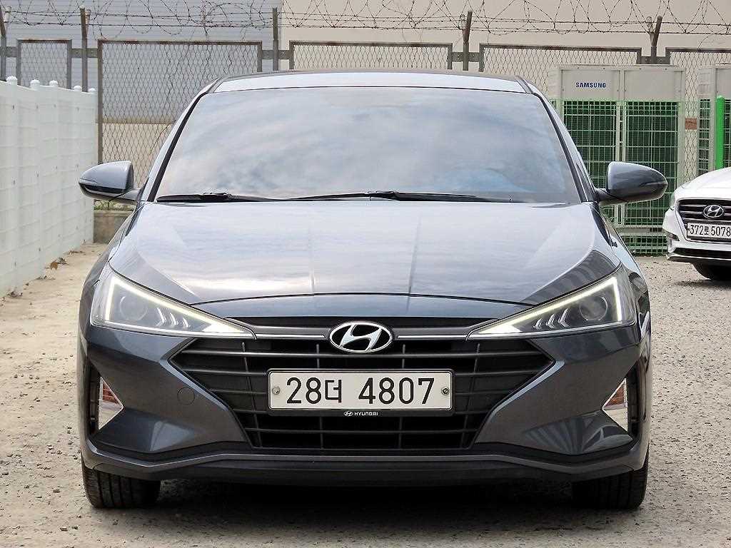 HYUNDAI Avante 2019 - Importación desde Corea - HF Imports Iquique - Foto 1