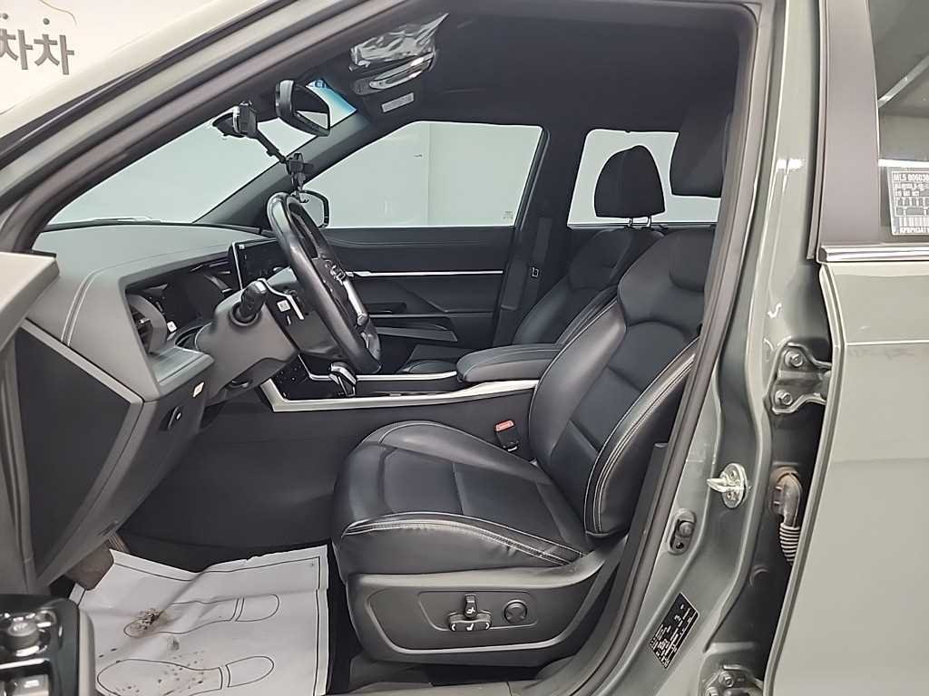 Ssangyong Torres - Vista 11