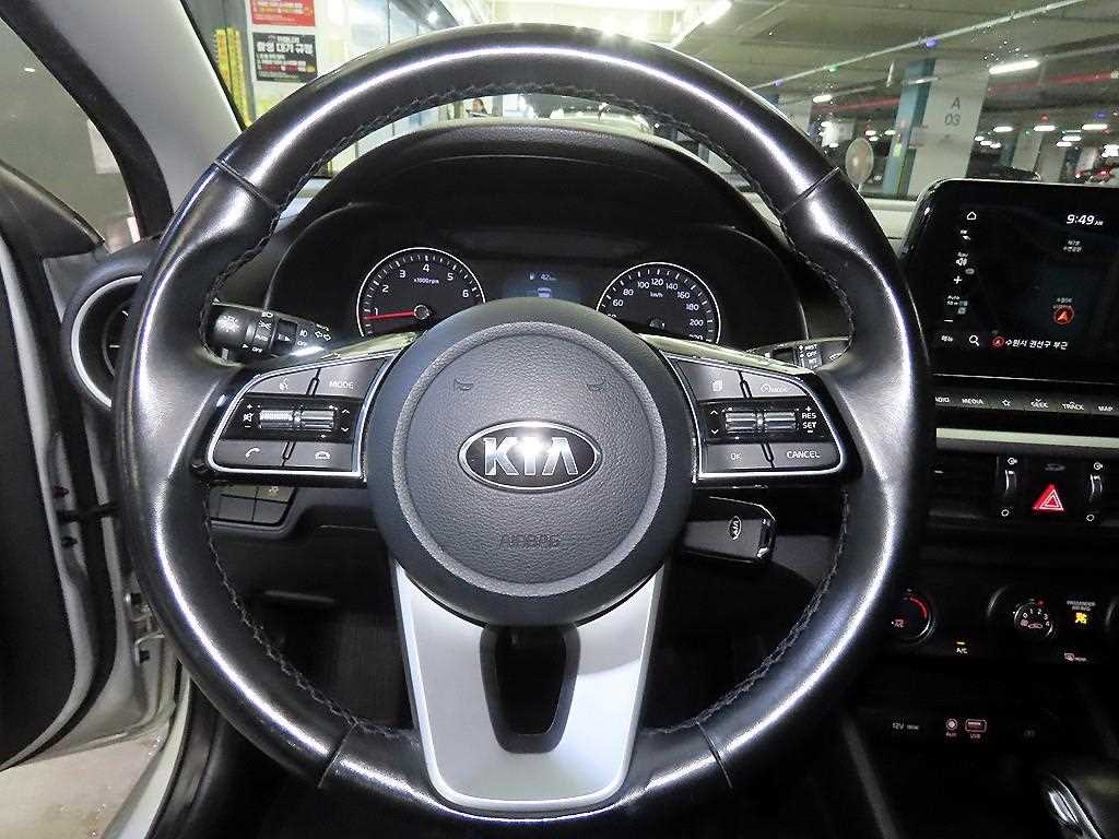 KIA K3 - Vista 8