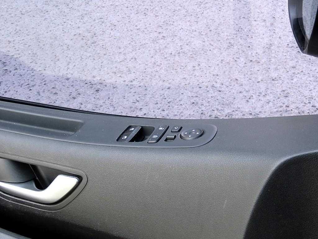HYUNDAI Staria - Vista 10