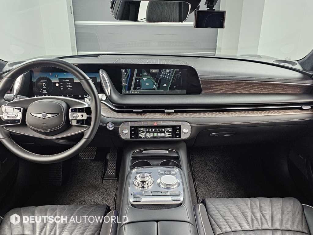 Genesis G90 - Vista 7