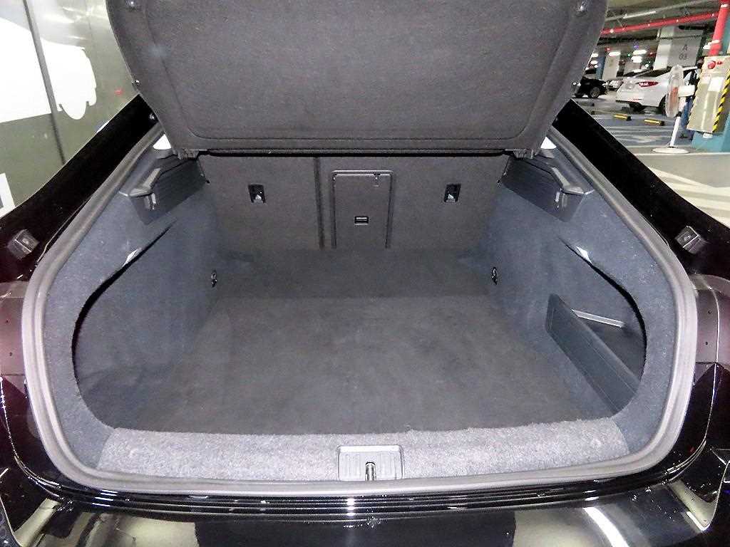 Volkswagen Arteon 2022 Negro - Importación desde Corea - HF Imports Iquique - Foto 17