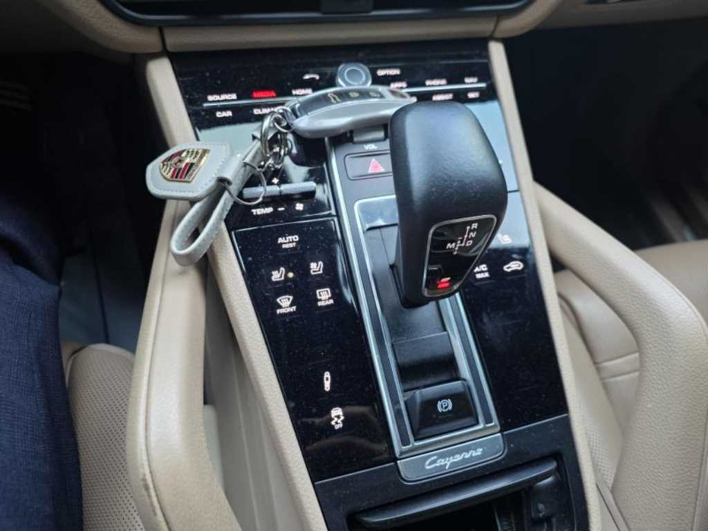 Porsche Cayenne - Vista 9