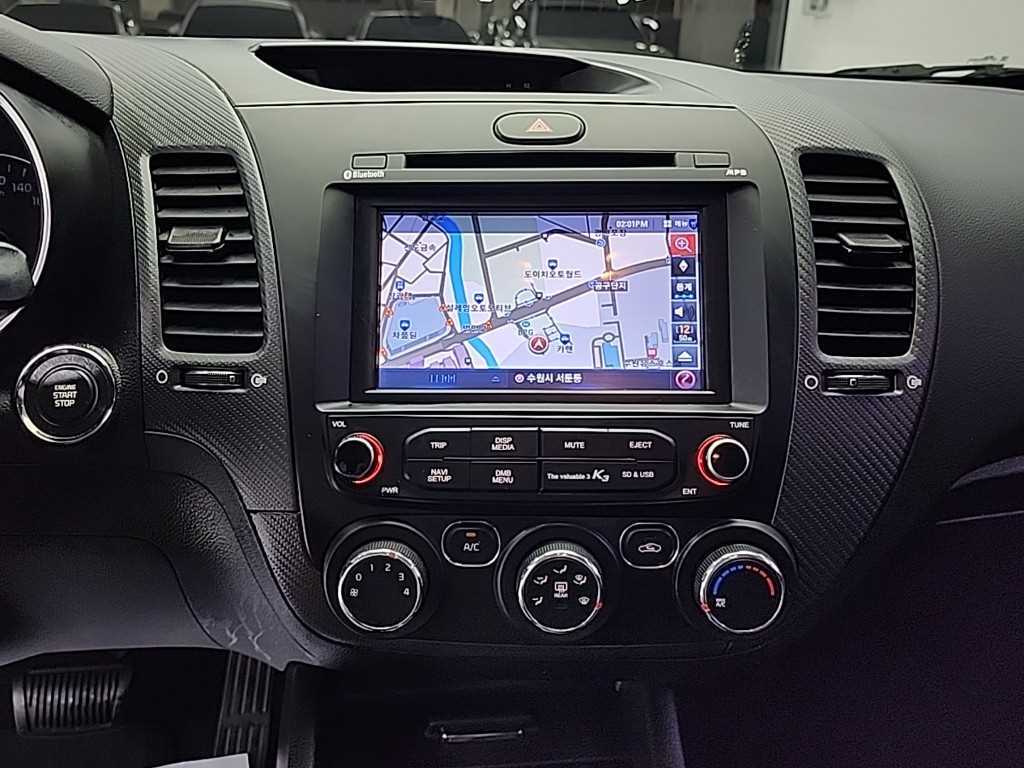KIA K3 - Vista 10