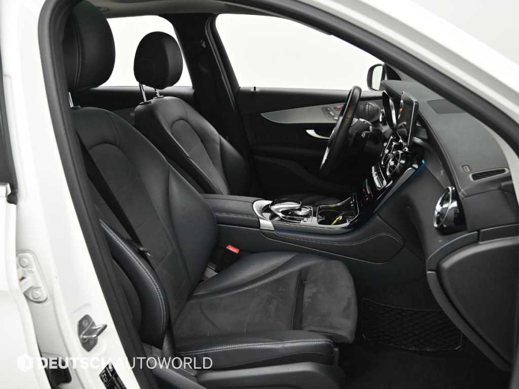 Mercedes Benz GLC Class - Vista 10