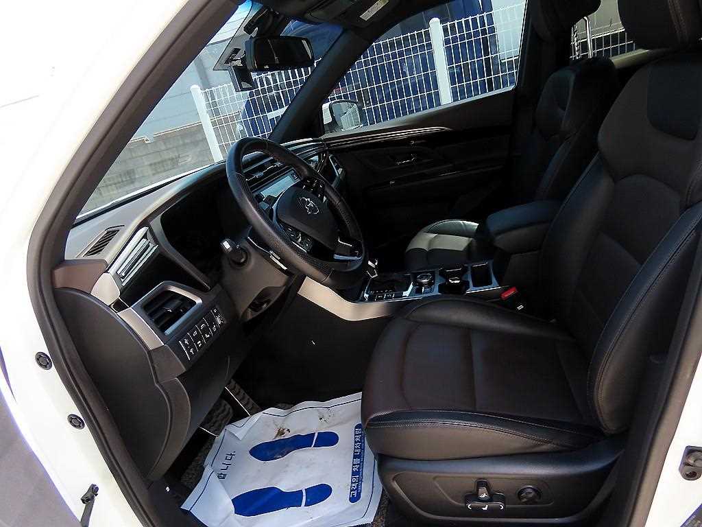 Ssangyong Korando - Vista 5